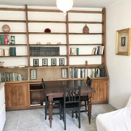 Casa Cairoli *