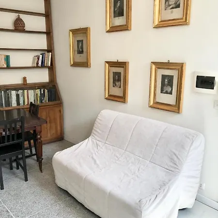 Casa Cairoli * Milánó